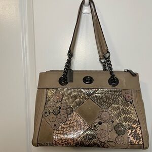 Coach Edie Carryall Purse 12112 Snakeskin Turnlock Tea Rose Suede COA included